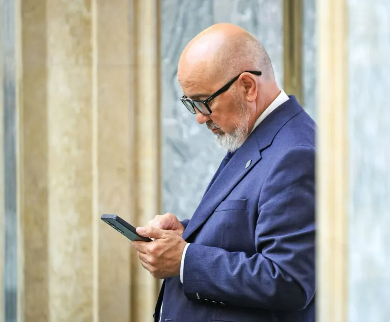Un senator din Galați părăsește USR și anunță că va activa ca independent