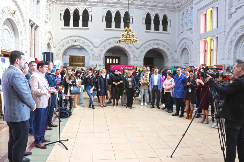 Interes crescut pentru Târgul de joburi de la Universitatea „Dunărea de Jos” Galați