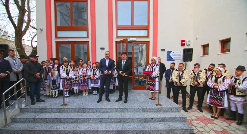 Prima sală de spectacole a Centrului Cultural „Dunărea de Jos”, inaugurată. Fotea: Pentru a încuraja performanța, am creat acest spațiu