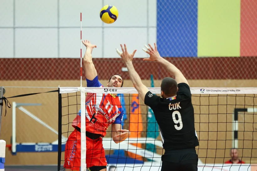 Campioana en-titre CSM Arcada Galaţi, foarte aproape de încă o finală