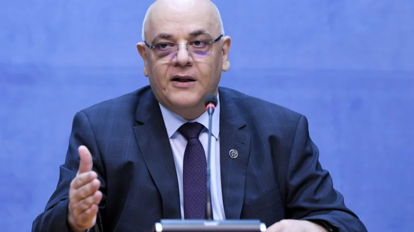 Arafat: "Nu mai există restricția legată de soți pe plajă, dar este interzis DANSUL"