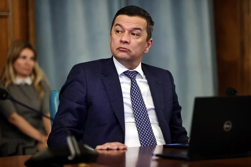 Ministrul Grindeanu: Pas important pentru construcţia unui nou Lot din Autostrada Unirii