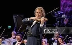 O nouă serie limitată de locuri la reprezentaţiile lui André Rieu din luna noiembrie