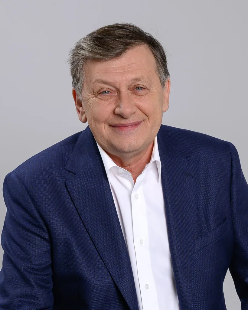 George Simion și Crin Antonescu, pe primele locuri într-un sondaj CURS