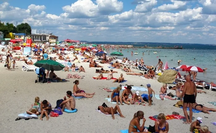Prețul mediu al unei vacanțe pe litoralul românesc în acest an, 550 de euro