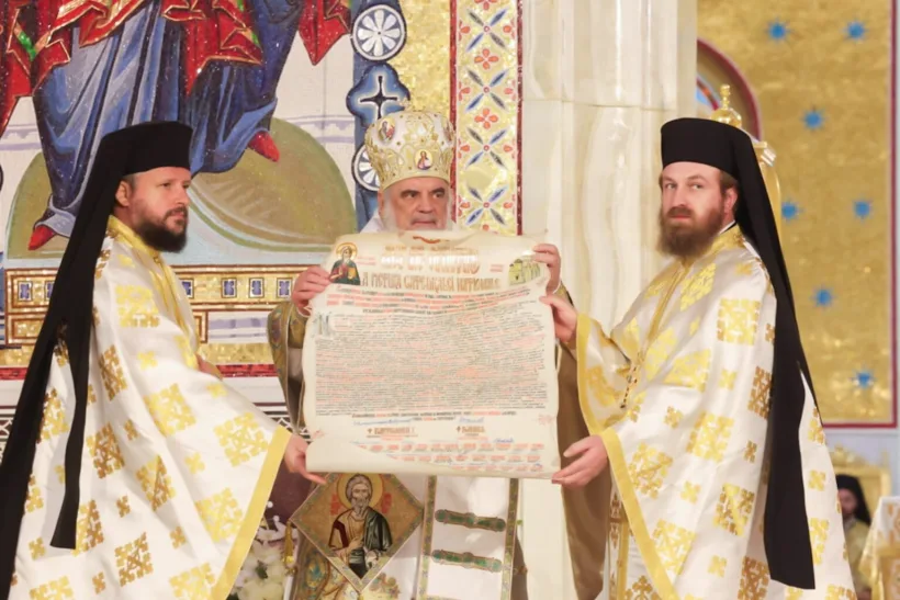 Pictura Catedralei Naționale, sfințită de Patriarhul Bartolomeu I și Patriarhul Daniel