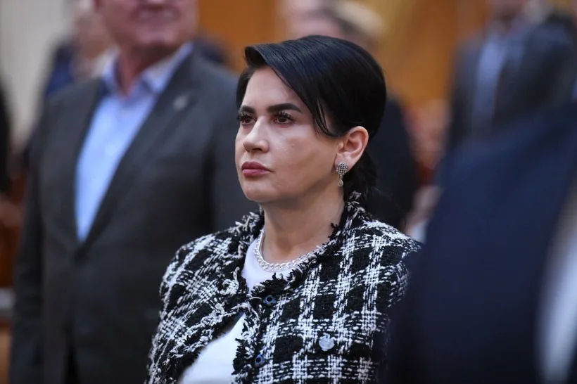 Deputatul Viorica Sandu, apel la unitate de Ziua României: „Responsabilitatea noastră este să continuăm drumul demnității”