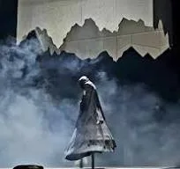 Spectacolul coregrafic 'Zmeie, Basme şi Fantasme' de Lari Giorgescu, în premieră la Teatrul "Gulliver" din Galaţi