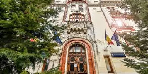 32 de licee vor pilota planuri-cadru alternative anul viitor
