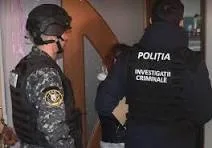 Percheziţii domiciliare efectuate în mai multe judeţe, într-un dosar de criminalitate economică