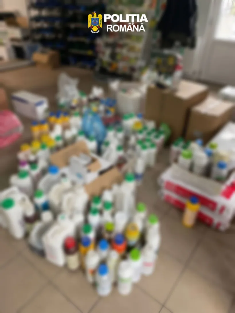 Descinderi la o firmă din Galați: sute de litri de pesticide expirate și substanțe toxice, confiscate de polițiști