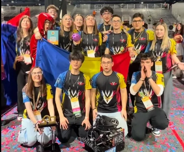 Succes uriaș pentru Brăila: elevii de la „Gheorghe Munteanu Murgoci”, campioni mondiali la robotică