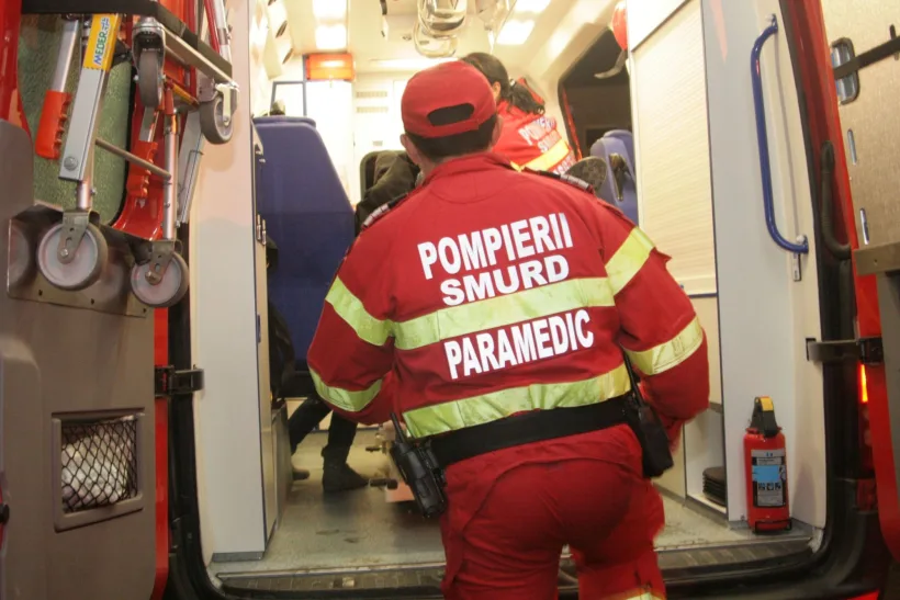 Accident rutier grav în comuna Cerțești, județul Galați: un biciclist a murit, iar o pasageră a fost rănită