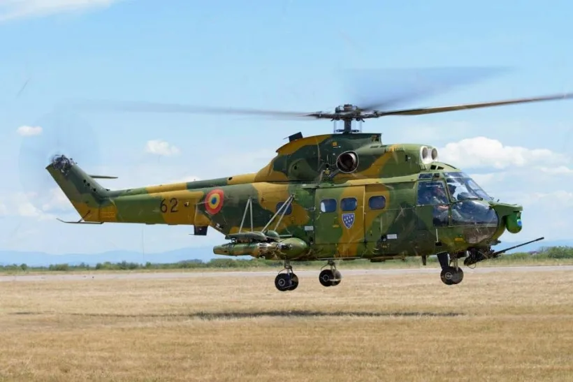 Exerciții zilnice cu elicoptere militare, în spațiul aerian al județului Galați
