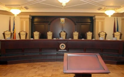 SNSPA presează din nou împotriva legii ce interzice dezbaterea pe teme de gen în școli