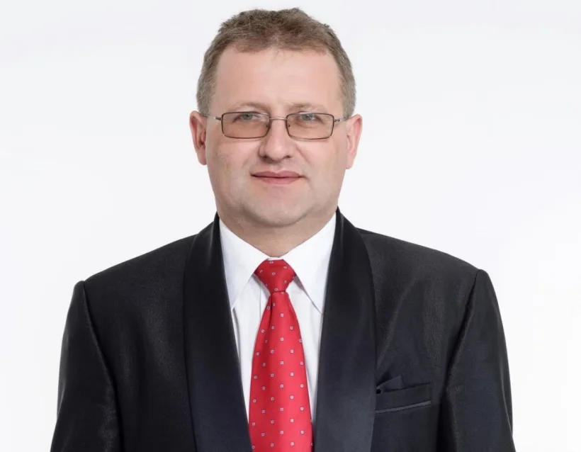 Un primar și-a pierdut mandatul, după ce a fost condamnat pentru pornografie infantilă
