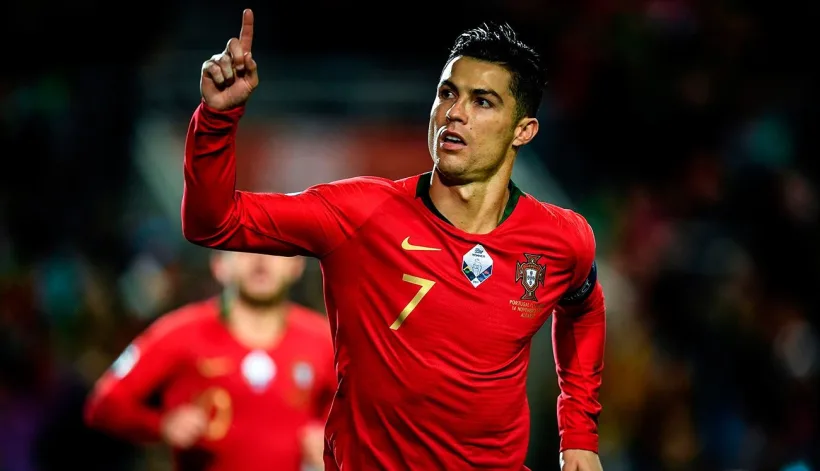 Cristiano Ronaldo revine la Naţionala Portugaliei