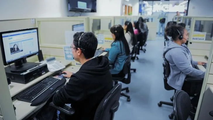 Call-center pentru informații despre  liberalizarea pieţei de electricitate