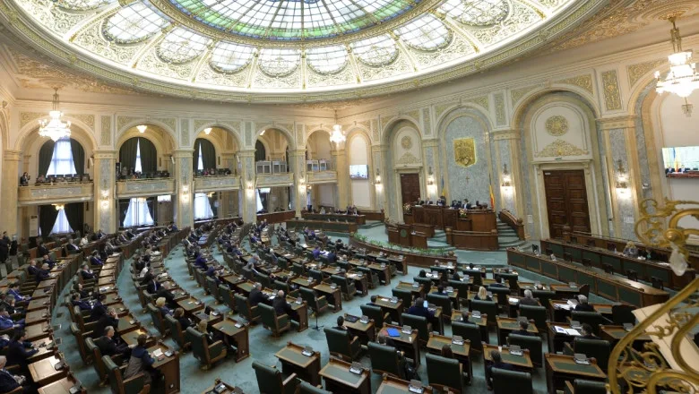 De ce să nu mai colaboreze instituţiile statului?