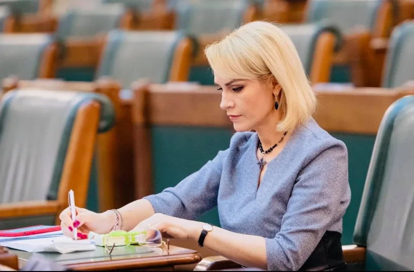 Firea, despre restricții: Închideți oamenii în case, îi speriați, îi abrutizați, ca sā vā acoperiți incompetența crasā!