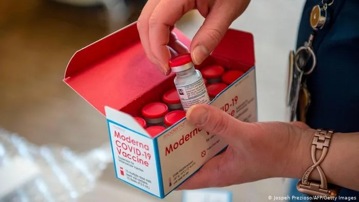 Nou lot de vaccin Moderna aprovizionat de țara noastră