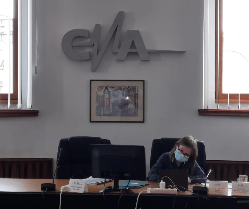 Iată că mai iau amenzi şi televiziunile!