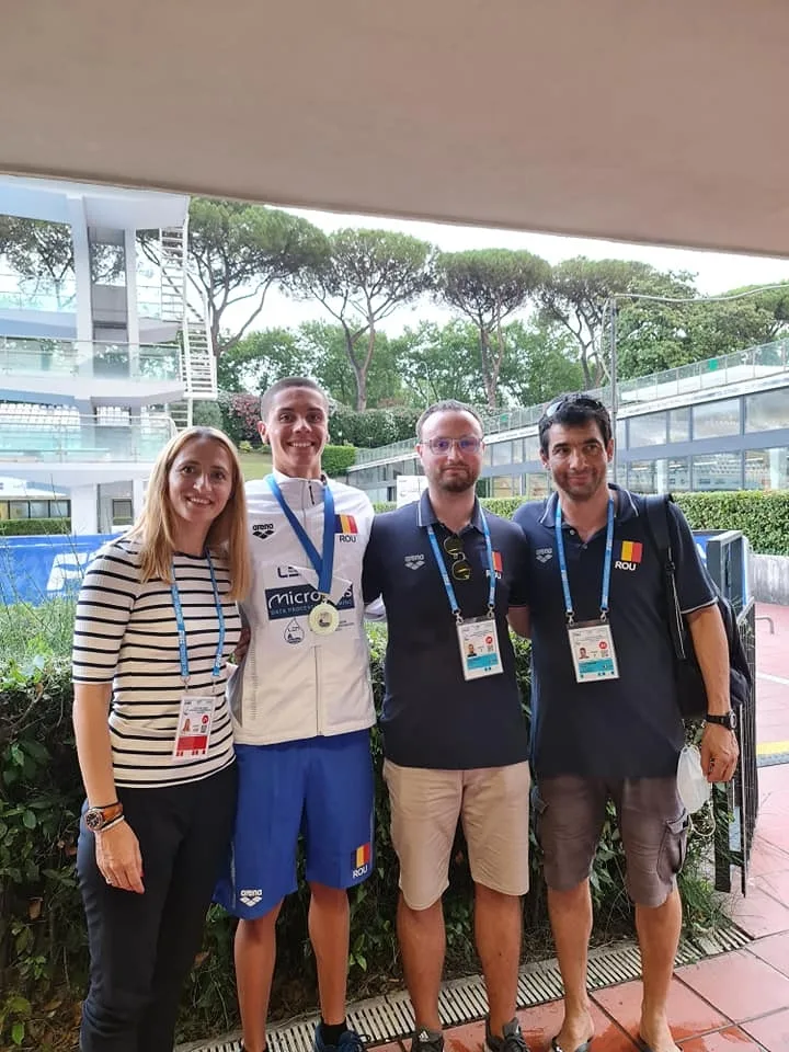 David Popovici şi-a îmbunătăţit propriul record mondial şi a devenit campion european