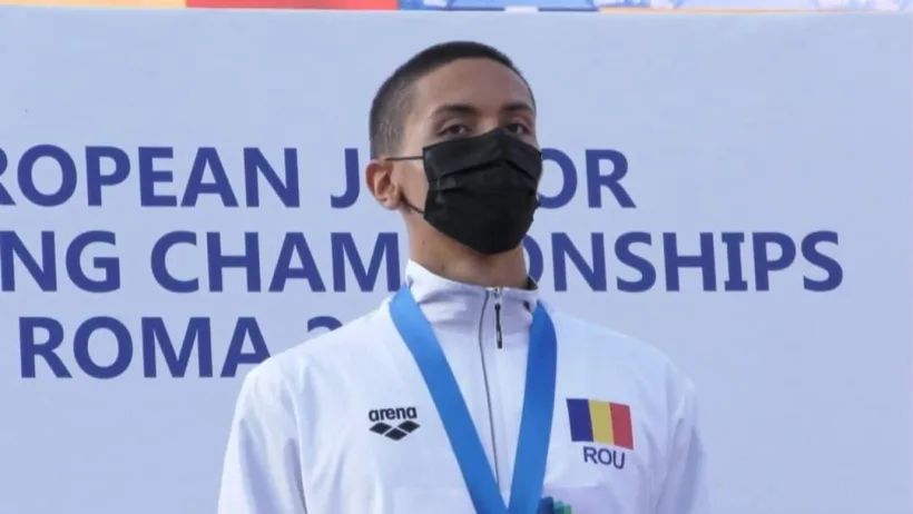 Juniorul David Popovici, triplu campion european la Roma