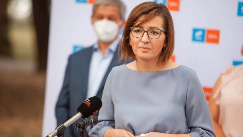 Ministrul Sănătății: INSP a estimat că la mijlocul lui septembrie vom avea peste 1.600 de cazuri pe zi
