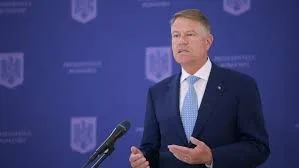 Iohannis: Pe 13 septembrie, școlile se vor deschide cu prezență fizică. Elevii vor purta mască și vor păstra distanțarea socială