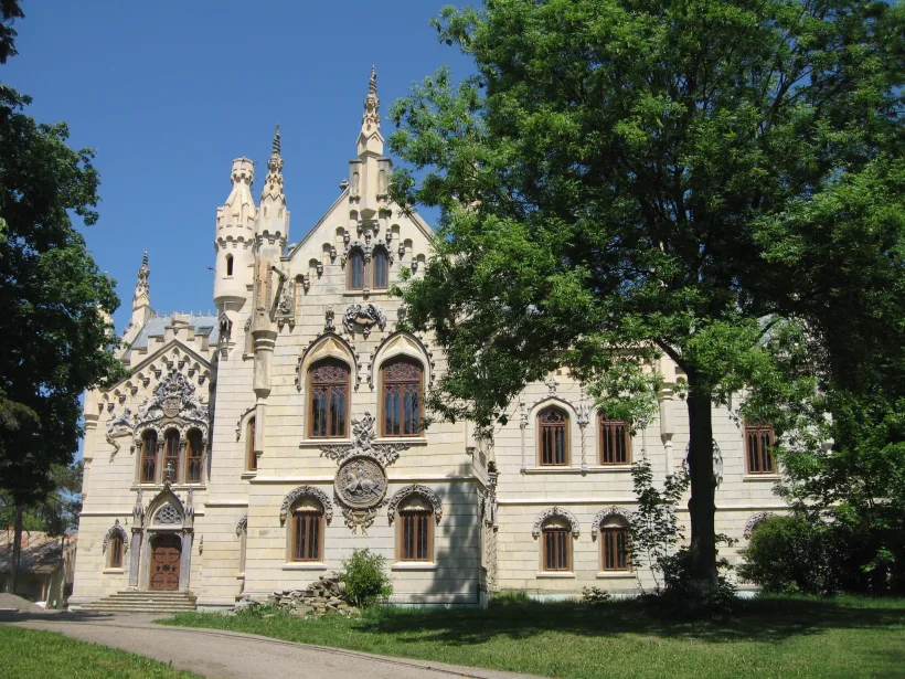 Să plătească cine s-a folosit de proprietăţile lor, NU?