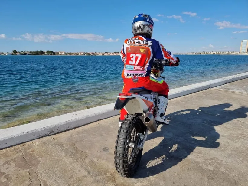 Şase români vor participa la Raliul Dakar 2022