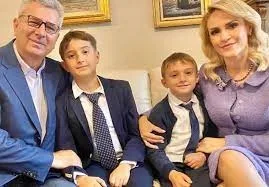Ministrul Familiei, Gabriela Firea, anunţă ca are din nou COVID, tulpina Omicron: De data aceasta, de la copii