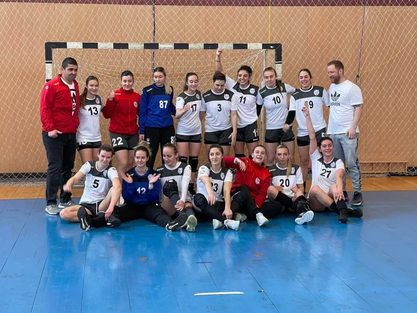 Handbalistele de la CSM Galaţi, în pole-position pentru promovarea în Liga Florilor