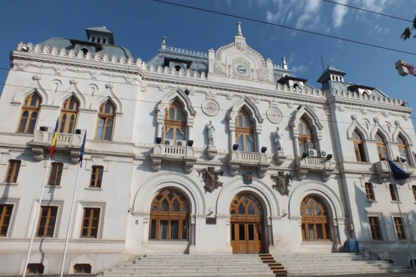 Joi dimineață, grevă de avertisment și la Prefectura Galați