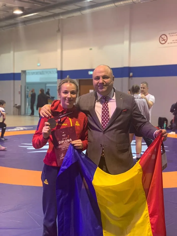 Luptătoarea Andreea Beatrice Ana a cucerit în premieră titlul continental