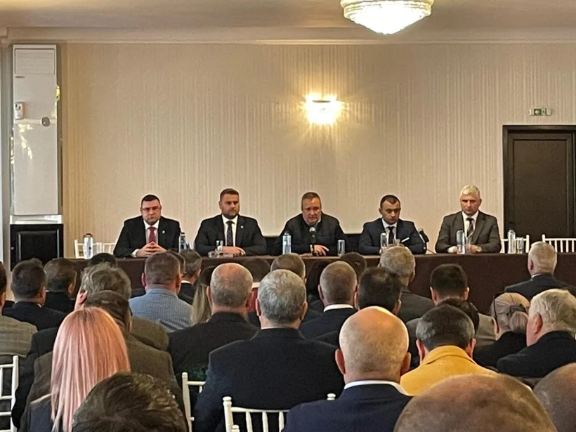 Premierul Ciucă, întâlnire cu membrii PNL din Brăila, Galați și Buzău