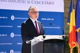 Câmpeanu:”catastrofa educaţională" din România, cauzată de pandemie