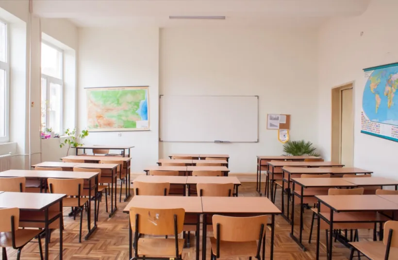 Peste două milioane  de locuri, pregătite în anul şcolar/universitar 2022-2023, își așteaptă elevii/studenții