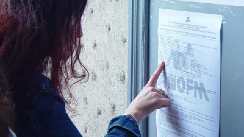 Ocuparea posturilor vacante sau temporar vacante din administrația publică, suspendată începând cu 1 iulie