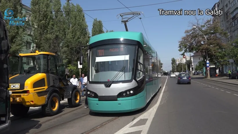 Pensionar din Galați, lovit de un tramvai