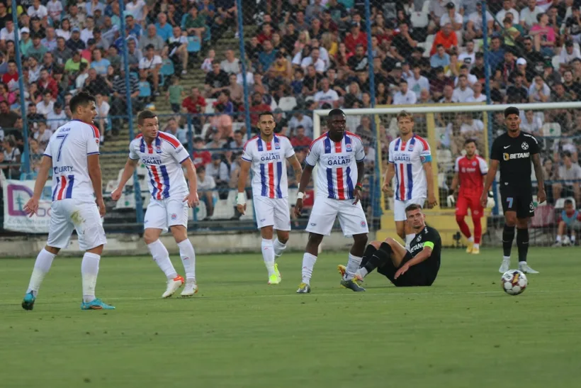 FCSB a învins amical Oţelul
