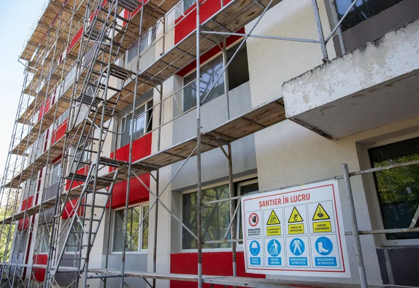 Peste 6 milioane de lei, pentru un bloc din Galați vechi de 45 de ani