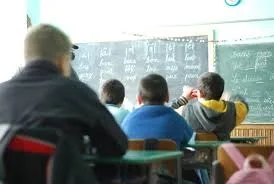 Fundaţia World Vision România organizează o campanie de strângere de fonduri pentru digitalizarea şi modernizarea şcolilor din zonele sărace