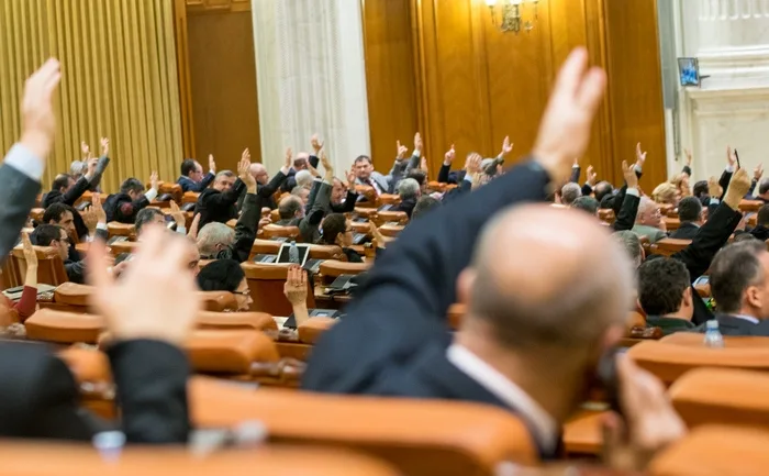 Parlamentul a votat numirile la ASF, ANRE şi Consiliul Legislativ