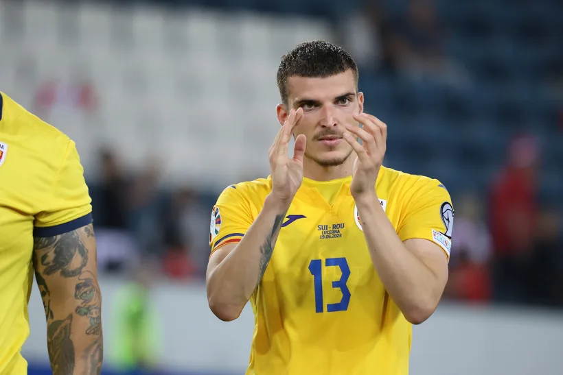 România a revenit de la 0-2 cu dubla lui Mihăilă
