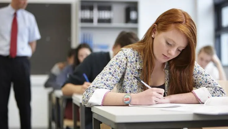 BAC 2026, sesiunea de toamnă: condiții pentru promovare